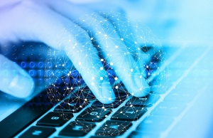 Chainlink Labs takes Former Google CEO Eric Schmidt On-board