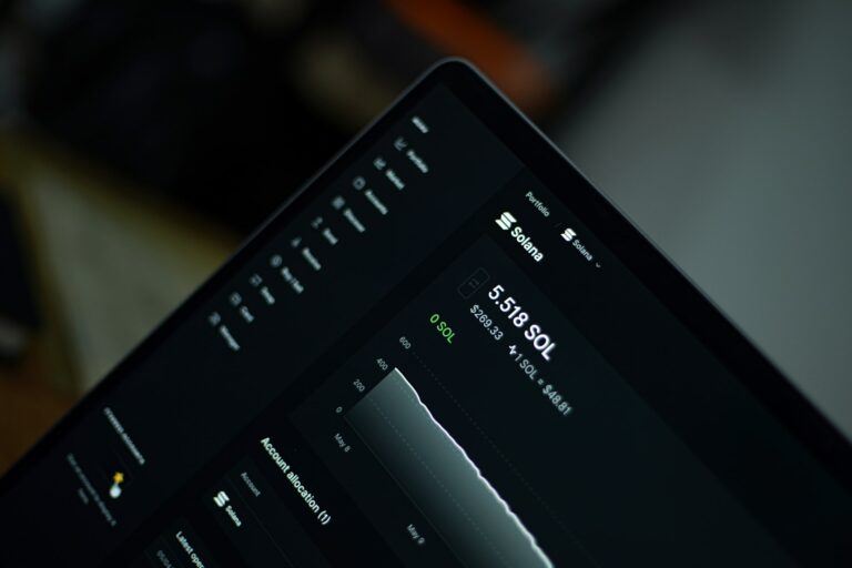 amjith-s-BjmcuPtXWR0-unsplash-768x512