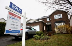 Surging bond yields add to Canadian homeowners’ mortgage pain as renewals loom