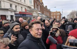 ELON MUSK AND RISHI SUNAK EXPLORE AI RISKS AT INAUGURAL SUMMIT