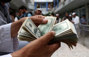 Dollar edges higher but set for weekly loss; Fed’s Williams in spotlight