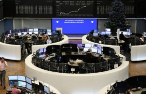 European shares climb on luxury boost, key U.S. jobs data in focus