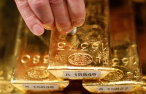 Gold prices set for steep weekly drop as traders question March rate cut