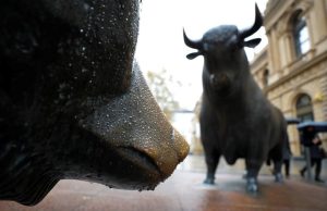 European stocks rise on generally upbeat earnings; PMI data due