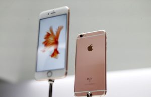 Apple stock selloff extends on second rating downgrade this week