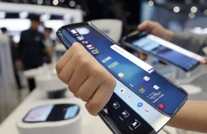 Samsung Expects 10-Fold Rise in First-Quarter Profit.