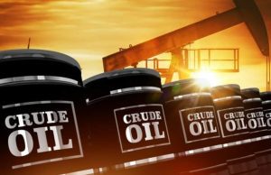 Oil Gains Following Fresh EU Sanctions on Russia and Supply Tightness