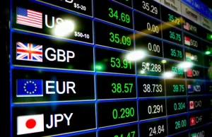 Dollar hits over two-week peak against yen amid escalating trade tensions