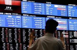 Asian Stocks Gain on US-Russia Talks; Nikkei Hits Record, China and India Rally