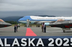 Trump arrives in Alaska for Putin summit, urges immediate Ukraine ceasefire