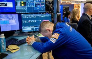 Nasdaq and S&P 500 Slip as Tech Stocks Sell Off, Cheaper Sectors Gain