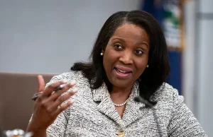 U.S. Court Denies Trump’s Attempt to Remove Fed Governor Lisa Cook