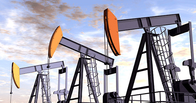 en_three-pumpjacks_blog-header_0221