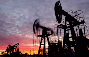 Oil set for first weekly decline in three weeks amid oversupply fears