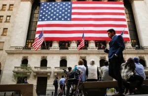 Wall Street Banks Lifted by Dealmaking Boom — But Warn of Bubbles