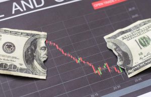 Dollar Slips After Fed Decision as Euro Awaits ECB Clues