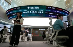 Asia Stocks Climb on Tech Strength as South Korea’s KOSPI Hits Record High