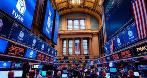 US Stocks Drop as Rate Cut Hopes Fade; Tech Hit Hard