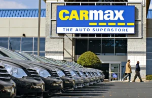 CarMax Faces Downgrade Over Management Doubts