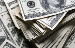 Dollar Slips as Markets Bet on End to U.S. Shutdown