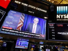 Fed Signals Rate-Cut Pause as Markets Face Data Blackout