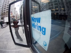 US Job Openings Smash Forecasts, Boosting the Dollar