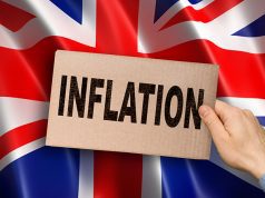 UK Inflation Falls to 3.2% Ahead of Bank of England Decision