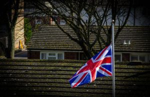 UK House Prices Hold Steady as Annual Growth Loses Momentum