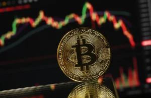Bitcoin Slides to $90K as Greenland Tensions and Fiscal Fears Hit Risk