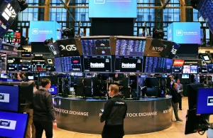 Markets Mixed as Inflation Revives Fed Rate-Cut Expectations