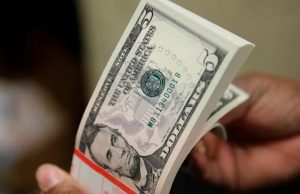 Dollar Rises Against Yen as Markets Await Key U.S. Jobs Data