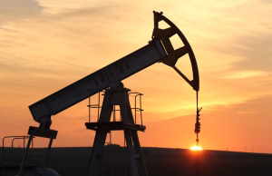 EIA Data Shows Surprise Crude Inventory Drop, Bullish Signal Emerges