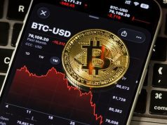Bitcoin Surges Toward $72K on Safe-Haven Demand and Trump Remarks