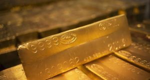 Gold Set for Weekly Loss as Iran War Fuels Inflation Fears