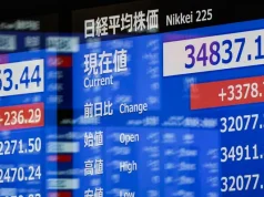 Asia stocks choppy amid oil volatility as China keeps lending rates steady