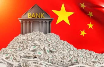 China Holds Off on Rate Cuts as GDP Growth Surprises Markets