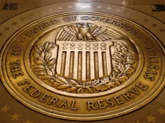 Fed Rate Cut Hopes Fade as Barclays Revises 2026 Forecast