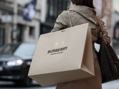 Burberry Shares Fall 7% After Dividend Suspension and Weak Outlook