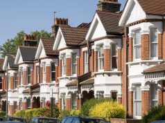 UK Housing Market Slows as Iran Conflict Weakens Buyer Demand – Halifax