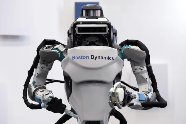 Hyundai-SoftBank-Boston-Dynamics