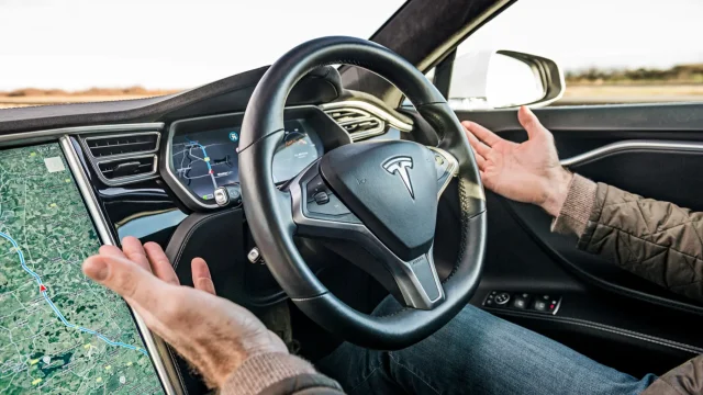 tesla-self-driving