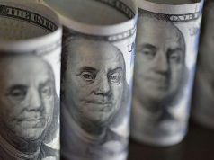 US Dollar Near Five-Week High as Rate Expectations Offset Oil Decline