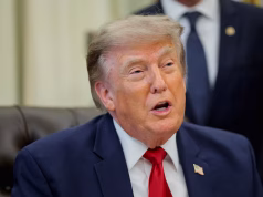 Trump Says Strait of Hormuz Could Reopen Soon as Bitcoin Climbs