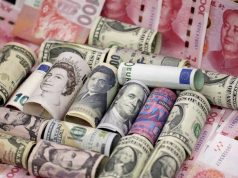 Dollar Near Weekly High as Markets Await Warsh at Jackson Hole
