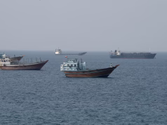 Hormuz Shipping Traffic Falls Below 10-Day Average as Diplomacy Hopes Rise