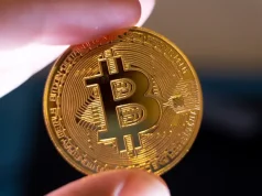 Bitcoin Falls Below $80K as Fed Rate Hike Bets and Oil Surge Weigh