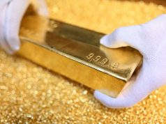 Gold Prices Slip as Rising Oil and Bond Yields Pressure Bullion
