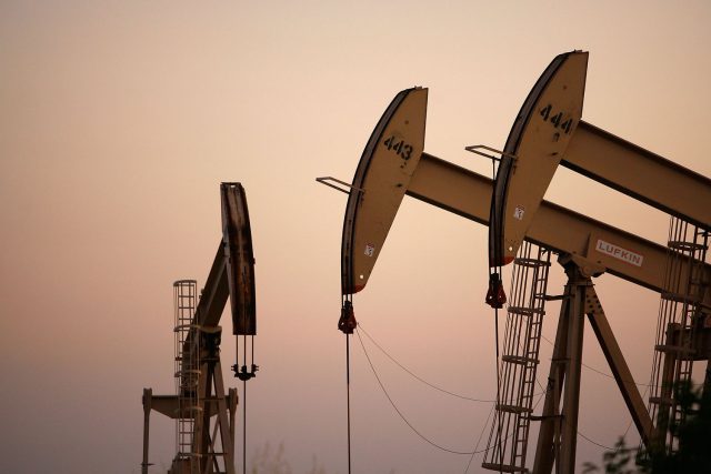 oil-trading