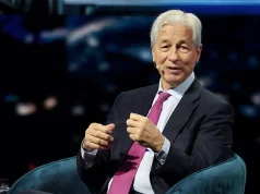 JPMorgan’s Jamie Dimon Says US Economy Is Booming, but Risks Loom