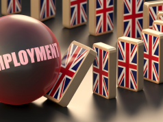 UK Unemployment Falls to 4.7%, But Job Vacancies Hit 12-Year Low